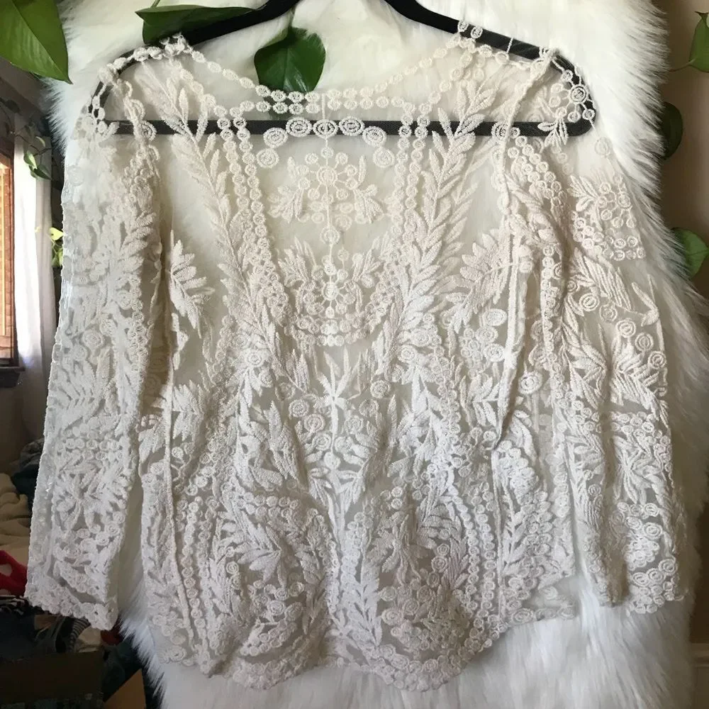 S cream crochet blouse